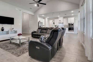 Welcome to this beautiful home! This 4 bedrooms, 3 full on Cross Timbers Golf Course in Texas - for sale on GolfHomes.com, golf home, golf lot