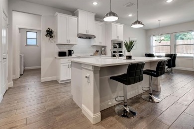 Welcome to this beautiful home! This 4 bedrooms, 3 full on Cross Timbers Golf Course in Texas - for sale on GolfHomes.com, golf home, golf lot