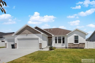 This near new Westside home sits on .233 acres next to Sage on Sage Lakes Municipal Golf Course in Idaho - for sale on GolfHomes.com, golf home, golf lot