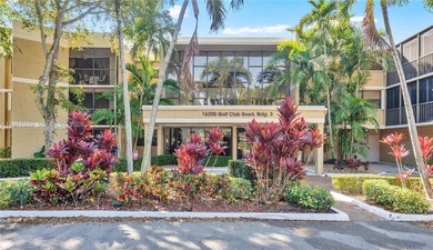 Fully renovated corner unit. Bright, open layout with 2 ensuite on Bonaventure Country Club in Florida - for sale on GolfHomes.com, golf home, golf lot