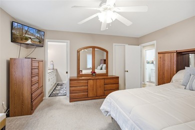 Welcome to 21 Starboard Tack, a 3BR/3BA home located in the on Keowee Key Golf and Country Club in South Carolina - for sale on GolfHomes.com, golf home, golf lot