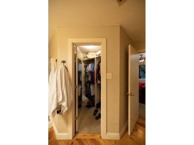 Welcome to this charming home nestled within the private, gated on Holly Lake Ranch Golf Club in Texas - for sale on GolfHomes.com, golf home, golf lot