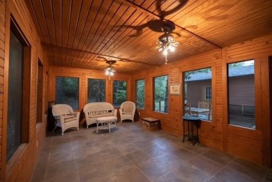 Welcome to this charming home nestled within the private, gated on Holly Lake Ranch Golf Club in Texas - for sale on GolfHomes.com, golf home, golf lot