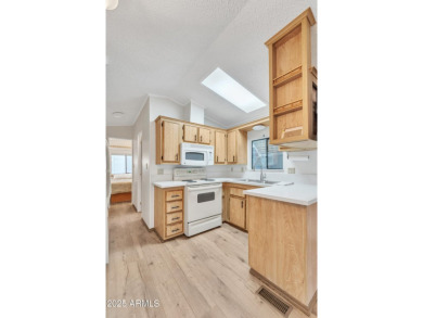 Financing available! Bring all offers! This wonderful, remodeled on Roadhaven Golf Course in Arizona - for sale on GolfHomes.com, golf home, golf lot