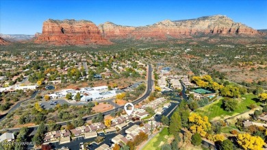 This 2 bed, 2 bath single level townhouse with a  carport is on Canyon Mesa Country Club in Arizona - for sale on GolfHomes.com, golf home, golf lot