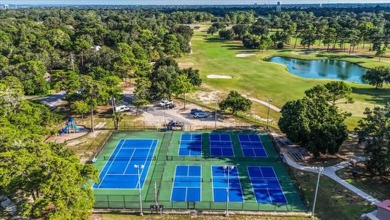 Kenwood. So desired. So Demure!  This  gem is a neighborhood on Fort Walton Beach Golf Course in Florida - for sale on GolfHomes.com, golf home, golf lot