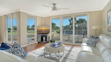 Located behind the gates of the Longboat Key Club, this updated on Links on Longboat Golf Club in Florida - for sale on GolfHomes.com, golf home, golf lot