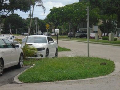 Must-see condo in Inverrary at a great price! AND LOCATION  2/2 on Inverrary Country Club in Florida - for sale on GolfHomes.com, golf home, golf lot