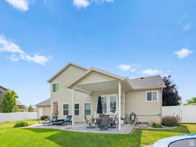 Welcome to your dream home! This stunning 5-bedroom, 3 on Remuda Golf Course in Utah - for sale on GolfHomes.com, golf home, golf lot