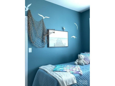 This beautifully renovated townhouse, offers modern living at on Tega Cay Golf Club in South Carolina - for sale on GolfHomes.com, golf home, golf lot