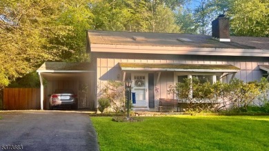 Charming Townhouse * High Point Country Club!!! Welcome to this on High Point Golf Club in New Jersey - for sale on GolfHomes.com, golf home, golf lot