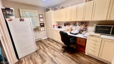 Charming Townhouse * High Point Country Club!!! Welcome to this on High Point Golf Club in New Jersey - for sale on GolfHomes.com, golf home, golf lot