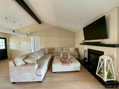 Come live on one of the friendliest fairways at the Lake!  The on The Oaks Golf Course in Missouri - for sale on GolfHomes.com, golf home, golf lot