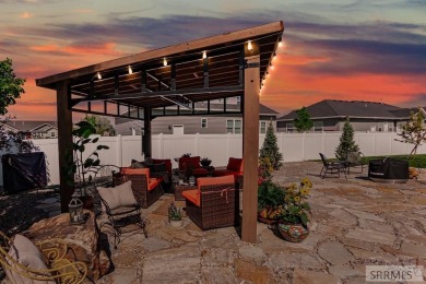 Welcome to this stunning home in the desirable Fairway Estates on Sage Lakes Municipal Golf Course in Idaho - for sale on GolfHomes.com, golf home, golf lot