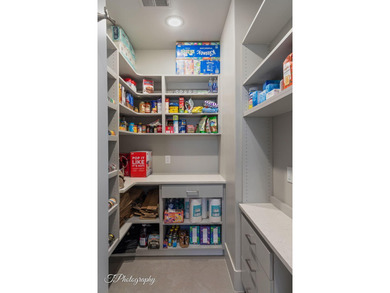 Exquisite, 3bed + office, like-new single-level custom home on Entrada at Snow Canyon in Utah - for sale on GolfHomes.com, golf home, golf lot