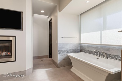 Home for sale in Entrada. Exquisite, 3bed +office, like-new on Entrada at Snow Canyon in Utah - for sale on GolfHomes.com, golf home, golf lot