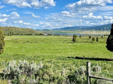Overlooking beautiful Alexander Resevoir this 5.40 acre lot has on Oregon Trail Country Club in Idaho - for sale on GolfHomes.com, golf home, golf lot