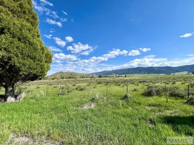 Overlooking beautiful Alexander Resevoir this 5.40 acre lot has on Oregon Trail Country Club in Idaho - for sale on GolfHomes.com, golf home, golf lot