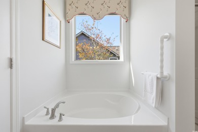 Welcome to this beautifully maintained single-level home in the on Wachesaw Plantation East Golf Course in South Carolina - for sale on GolfHomes.com, golf home, golf lot