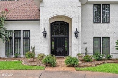 Freshly painted brick 4 BR 3.5 Bath home featuring Stunning on Southern Trace Country Club in Louisiana - for sale on GolfHomes.com, golf home, golf lot