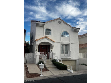 WELCOME TO COUNTRY CLUB LIVING!! Backing up to Hole 11 at on Las Vegas Country Club in Nevada - for sale on GolfHomes.com, golf home, golf lot