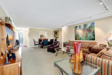Quail Hollow 2 bedroom, 2 bath 2nd floor garden apartment with on Boca West Golf and Country Club in Florida - for sale on GolfHomes.com, golf home, golf lot