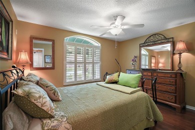 NEWLY LISTED GORGEOUS 2/2 DESIGNER Sable Key with GOLF CART on El Diablo Executive Golf Course in Florida - for sale on GolfHomes.com, golf home, golf lot
