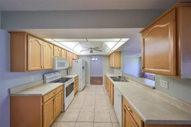 PRICED WELL UNDER APPRAISAL!  Welcome to the vibrant senior on Mainlands Golf Club in Florida - for sale on GolfHomes.com, golf home, golf lot