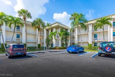 COME MAKE THIS CONDO YOUR OWN!!  BEAUTIFUL VIEWS OF GOLF COURSE on Seven Lakes Golf and Tennis Community in Florida - for sale on GolfHomes.com, golf home, golf lot