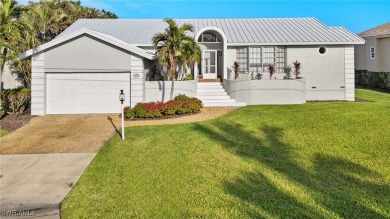 This fully remodeled 3-bed, 2-bath concrete block home on Beachview Golf Club in Florida - for sale on GolfHomes.com, golf home, golf lot