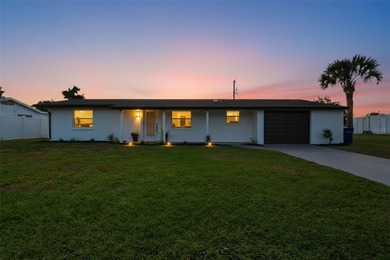 Under contract-accepting backup offers. Welcome to 121 Sandhurst on Venice East Golf Club in Florida - for sale on GolfHomes.com, golf home, golf lot