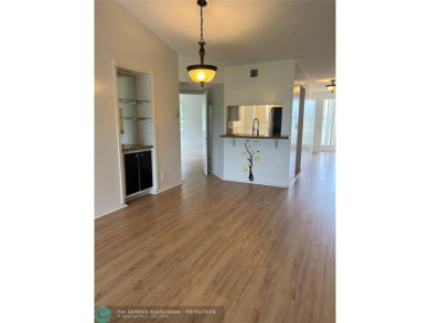 Stunning 2 Bedroom, 2 Bath Corner Unit in Breezes at Palm Aire! on Palm-Aire Country Club and Resort - Palms in Florida - for sale on GolfHomes.com, golf home, golf lot