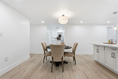 Under contract-accepting backup offers. Welcome to 121 Sandhurst on Venice East Golf Club in Florida - for sale on GolfHomes.com, golf home, golf lot