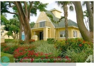 Stunning 2 Bedroom, 2 Bath Corner Unit in Breezes at Palm Aire! on Palm-Aire Country Club and Resort - Palms in Florida - for sale on GolfHomes.com, golf home, golf lot