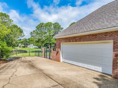 A GOLDEN OPPORTUNITY to own this highly desired, single-story on Wynlakes Golf and Country Club in Alabama - for sale on GolfHomes.com, golf home, golf lot
