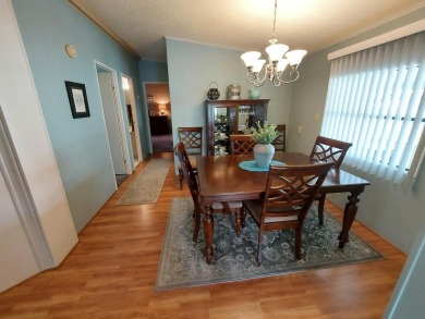 This Charming 2 Bedroom 2 Bath is Move In Ready and comes on Lakes at Leesburg Golf Course in Florida - for sale on GolfHomes.com, golf home, golf lot