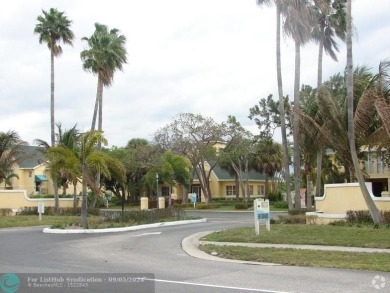 Stunning 2 Bedroom, 2 Bath Corner Unit in Breezes at Palm Aire! on Palm-Aire Country Club and Resort - Palms in Florida - for sale on GolfHomes.com, golf home, golf lot