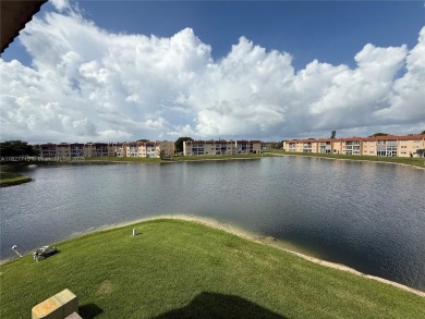 Welcome to your 55+ peaceful retreat community--where comfort on Sunrise Lakes Phase III in Florida - for sale on GolfHomes.com, golf home, golf lot