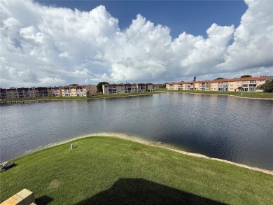 Welcome to your 55+ peaceful retreat community--where comfort on Sunrise Lakes Phase III in Florida - for sale on GolfHomes.com, golf home, golf lot