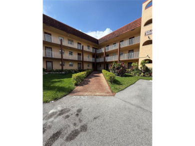 Welcome to your 55+ peaceful retreat community--where comfort on Sunrise Lakes Phase III in Florida - for sale on GolfHomes.com, golf home, golf lot