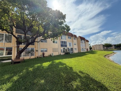 Welcome to your 55+ peaceful retreat community--where comfort on Sunrise Lakes Phase III in Florida - for sale on GolfHomes.com, golf home, golf lot