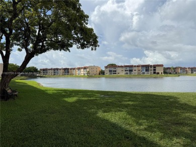 Welcome to your 55+ peaceful retreat community--where comfort on Sunrise Lakes Phase III in Florida - for sale on GolfHomes.com, golf home, golf lot