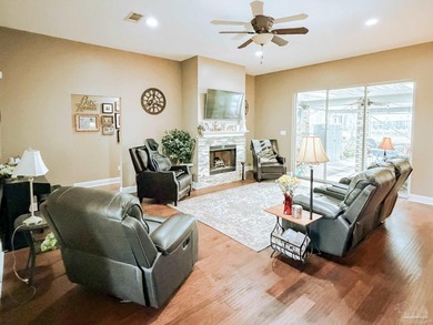 Located in the Marcus Pointe golf course community, this on Marcus Pointe Golf Club in Florida - for sale on GolfHomes.com, golf home, golf lot