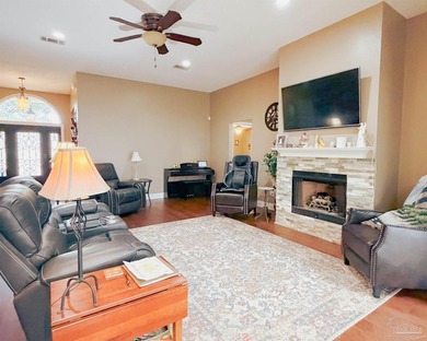 Located in the Marcus Pointe golf course community, this on Marcus Pointe Golf Club in Florida - for sale on GolfHomes.com, golf home, golf lot