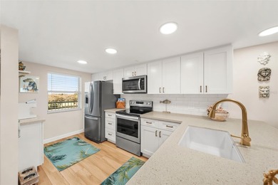 Must see updated 2/2 condo with luxury vinyl planking thru out on Terra Ceia Golf and Country Club in Florida - for sale on GolfHomes.com, golf home, golf lot