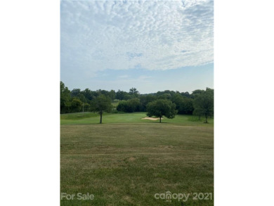 Beautiful Vacant Lot right over an acre large, perfect for on Pudding Ridge Golf Club in North Carolina - for sale on GolfHomes.com, golf home, golf lot