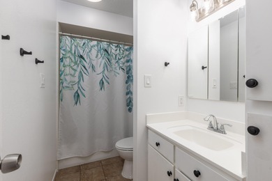 Charming and cozy, this end-unit home is a rare find in the on Bloomington Country Club in Utah - for sale on GolfHomes.com, golf home, golf lot