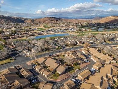 Charming and cozy, this end-unit home is a rare find in the on Bloomington Country Club in Utah - for sale on GolfHomes.com, golf home, golf lot