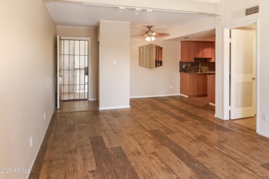Immaculate End Unit Condo in Prime McCormick Ranch Location on Scottsdale Silverado Golf Club in Arizona - for sale on GolfHomes.com, golf home, golf lot