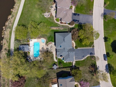 Discover elegance and the perfect home for entertaining in this on Boulder Ridge Country Club in Illinois - for sale on GolfHomes.com, golf home, golf lot